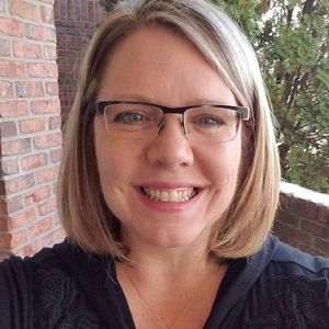 Meet your Posher, Debbie